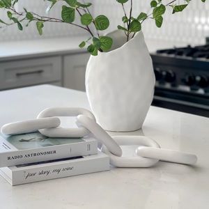 White Wooden Chain Link Home Decor